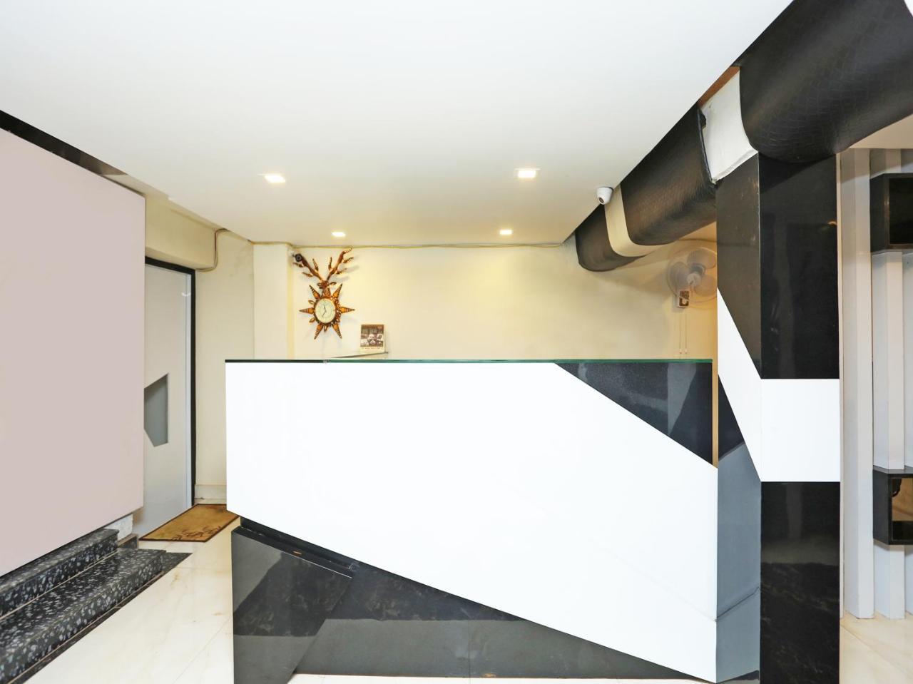 Oyo 16472 Hotel Shree Balram International Rāipur Екстериор снимка