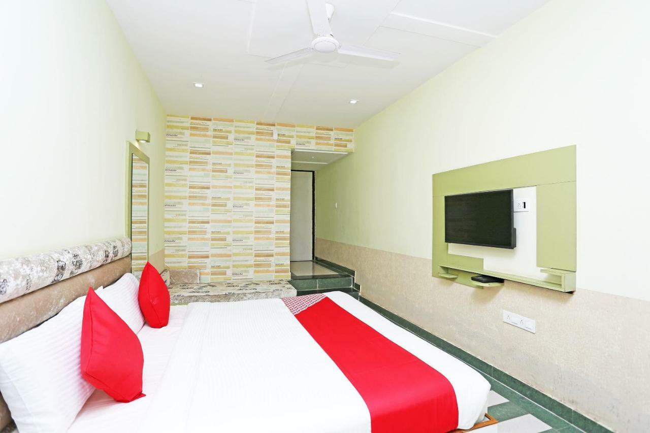 Oyo 16472 Hotel Shree Balram International Rāipur Екстериор снимка