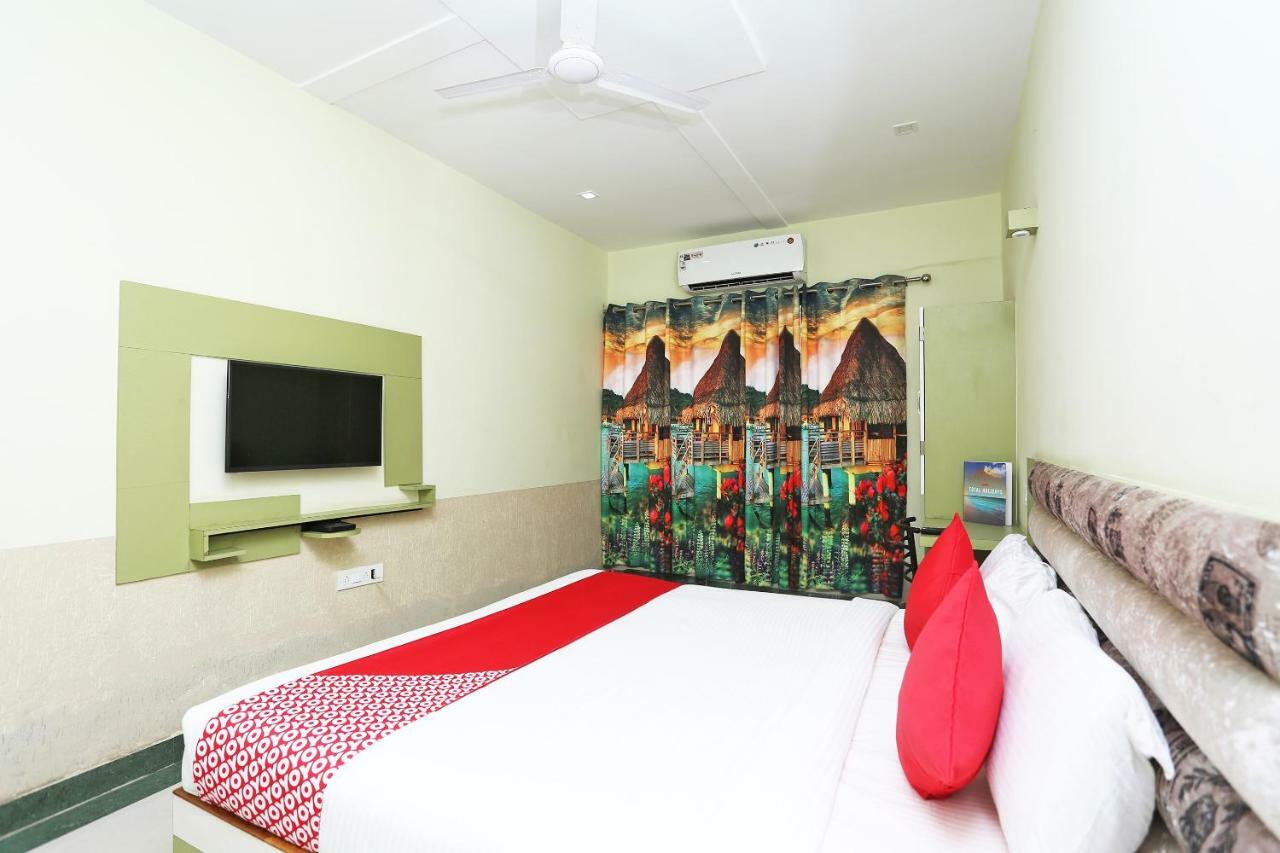 Oyo 16472 Hotel Shree Balram International Rāipur Екстериор снимка